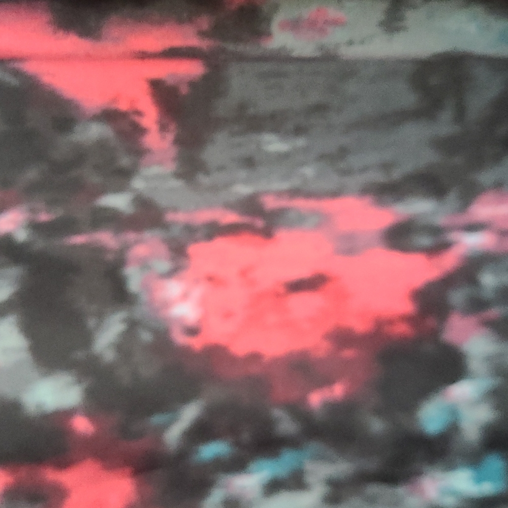 Colorful INC shirt - Picture 3 of 4
